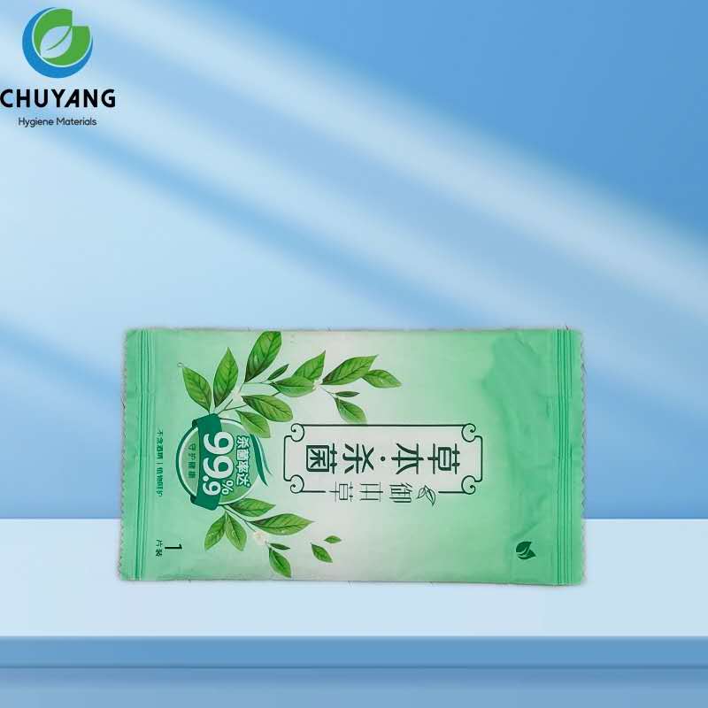 OEM-disposable-single-pack-wet-wipes-manufacturer-in-China